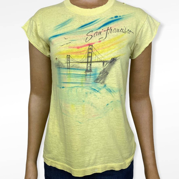 Vintage Tops - Vintage Airbrushed San Francisco Tee Single Stitched Size Small